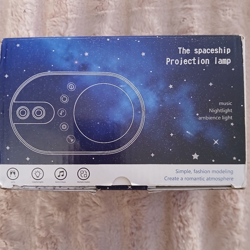 ‼️SOLD‼️Spaceship Projection Lamp - Multi Color And sound.
